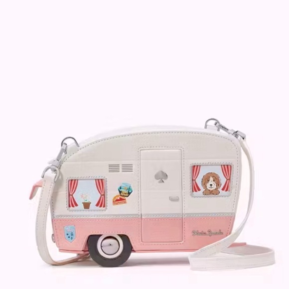 kate spade Handbags - KATE SPADE DAY TRIPPER CAMPER CROSSBODY BAG